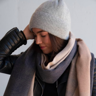 Morild Eiril lue med refleks. Grå