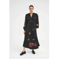 Gustav, Kendi dress. Sort