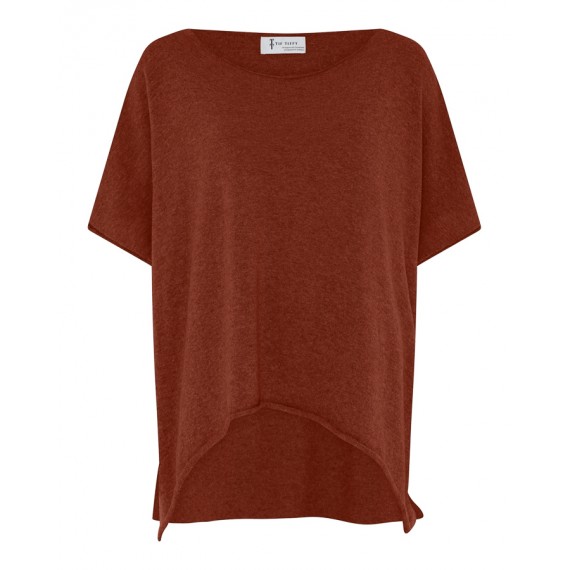 Tif Tiffy, Colette Poncho. Rusty