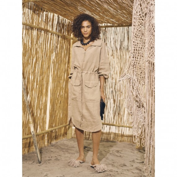 NÜ Uma kjole. Creme