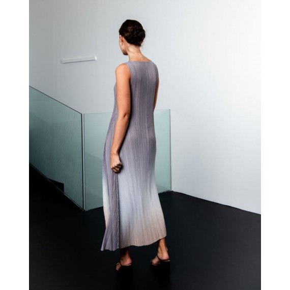 Alquema. Long estrella dress. Cavier nightfall