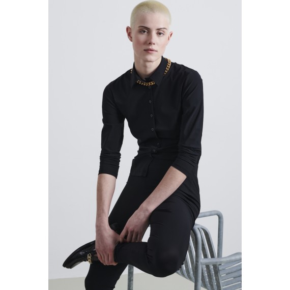 Jane Lushka. Bluse Betty easy wear Technical Jersey. Black