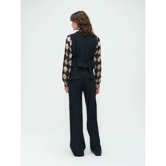 Jane Lushka. City Vest. Tecnical jersey.Black