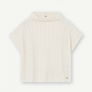 Gustav, Coya knit cape. Offwhite