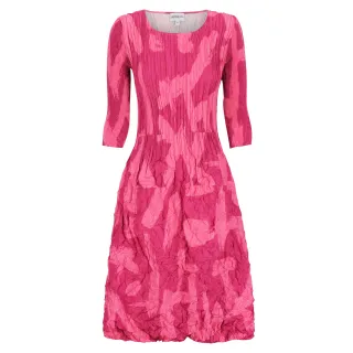 Alquema. 3/4 Sleeve Smash Pocket Dress. Fuchsia noise