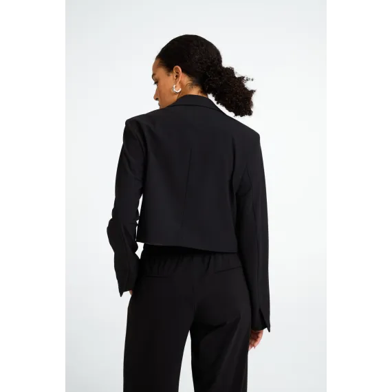 Jane Lushka. Estele structure blazer. Svart