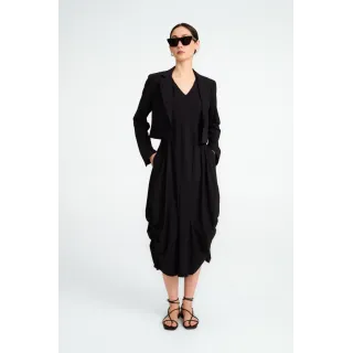 Jane Lushka. Estele structure blazer. Svart