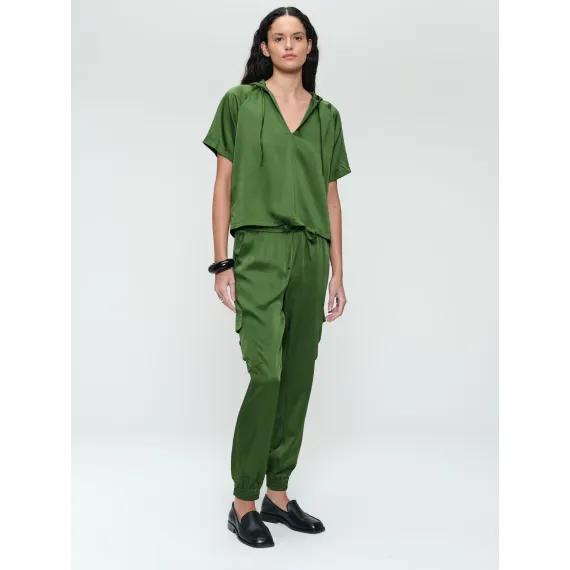 Jane Lushka. Evi saten viscose blouse Oliva Green