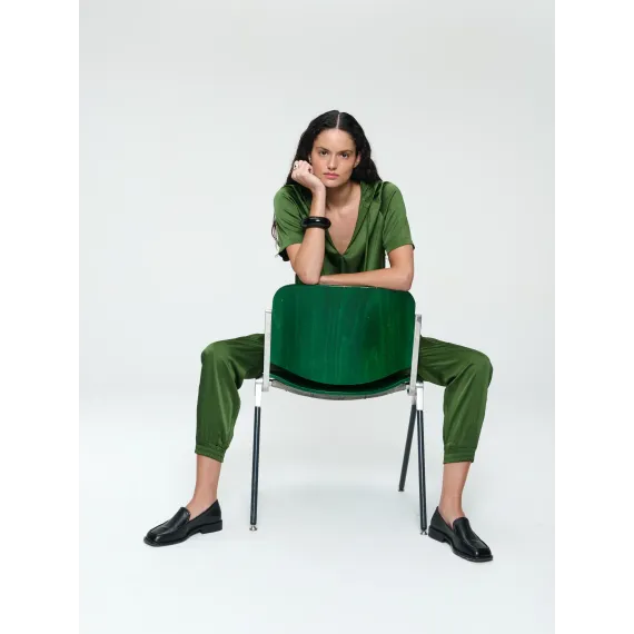 Jane Lushka. Evi saten viscose blouse Oliva Green