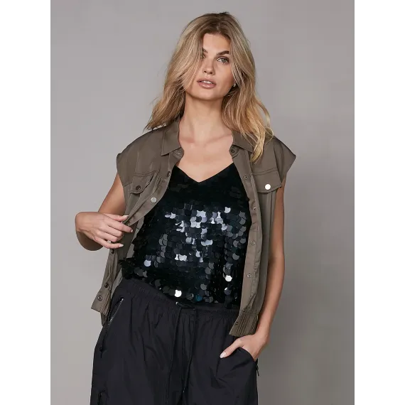 NÜ Yve vest. Mud