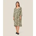 Masai, Nodetta kjole. Lichen green