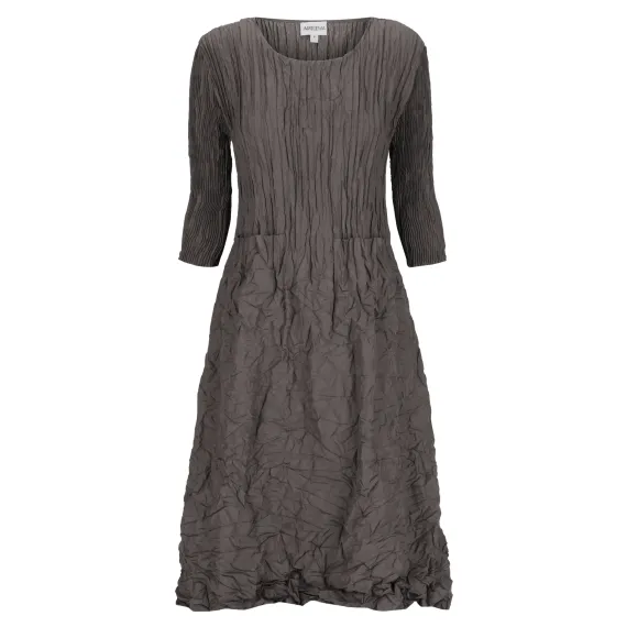 Alquema. 3/4 Sleeve Smash Pocket Dress. Smoky chocolate