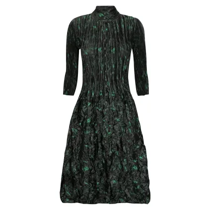 Alquema. Nerhu coatdress. Middle earth