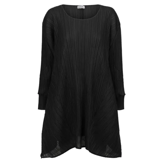 Alquema. Simply pleat top. Black