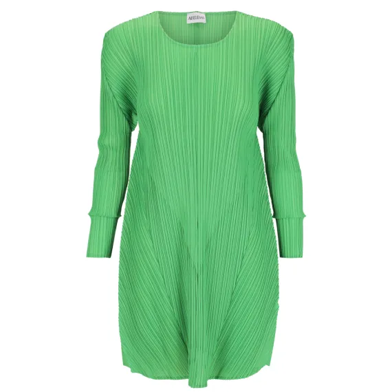 Alquema. Simply pleat top. Black