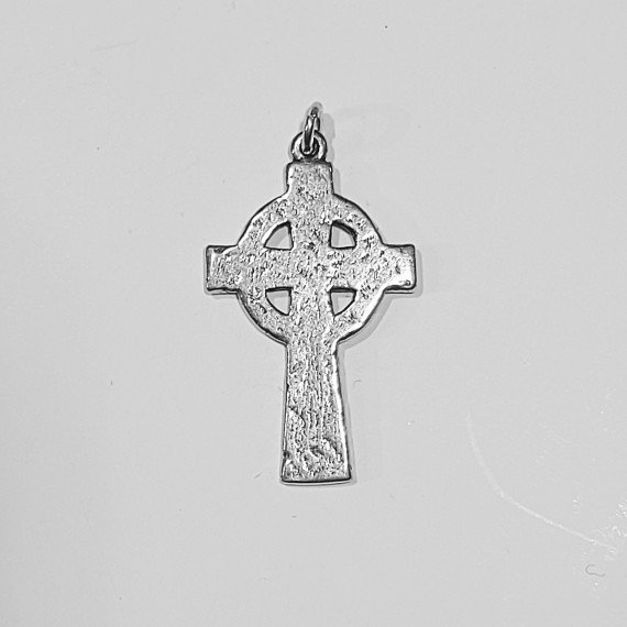 Keltisk sølv-kors. 34 mm høy
