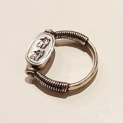 Oksydert sølvring. 925S. Lykkeamulett.