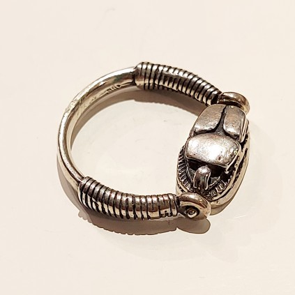 Oksydert sølvring. 925S. Lykkeamulett.