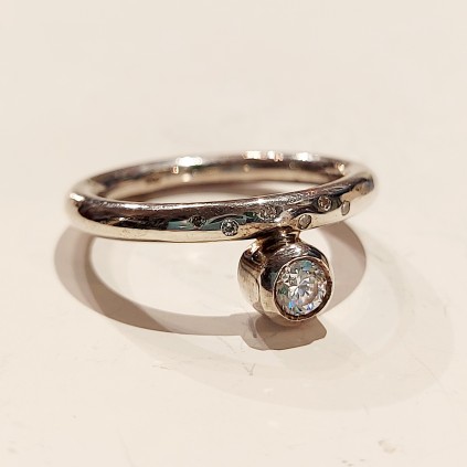 Ring med Cubic ziriconia. 925S.