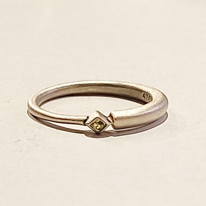 Sølvring med cubic zirconia. 925S.