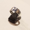 Sølvring med lapis lazilu. 925S.